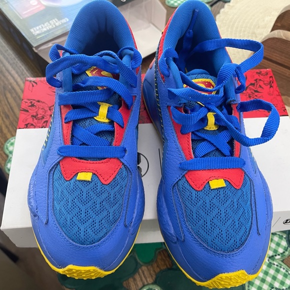 Puma X DC Justice League Superman 3.5C sneakers. - Picture 3 of 5